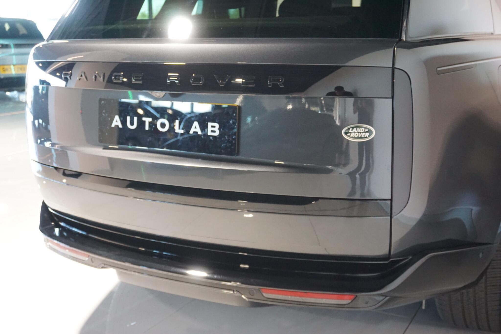 Land Rover Range Rover 3.0 P510e 38.2kWh Autobiography SUV 5dr Petrol Plug-in Hybrid Auto 4WD Euro 6 (s/s) (510 ps)